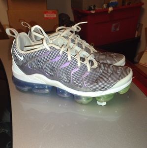 Nike Vapormax Plus Grid